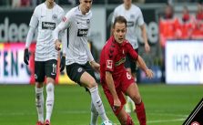 Soi kèo nhà cái Eintracht Frankfurt vs Freiburg, 27/5/2020 - Giải VĐQG Đức